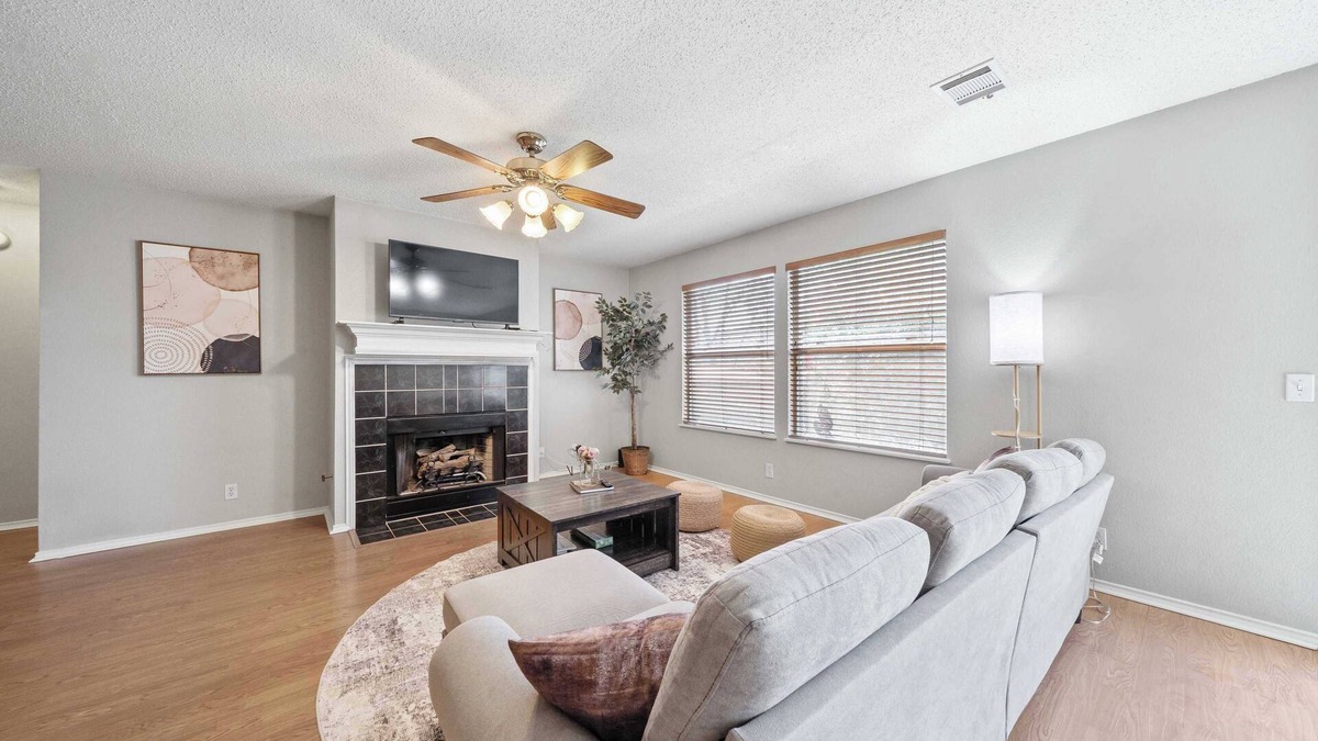Cat Hollow House | Luckenwald Cove Retreat G#42135