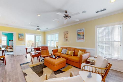 Hatteras Apartment | Lucky Break