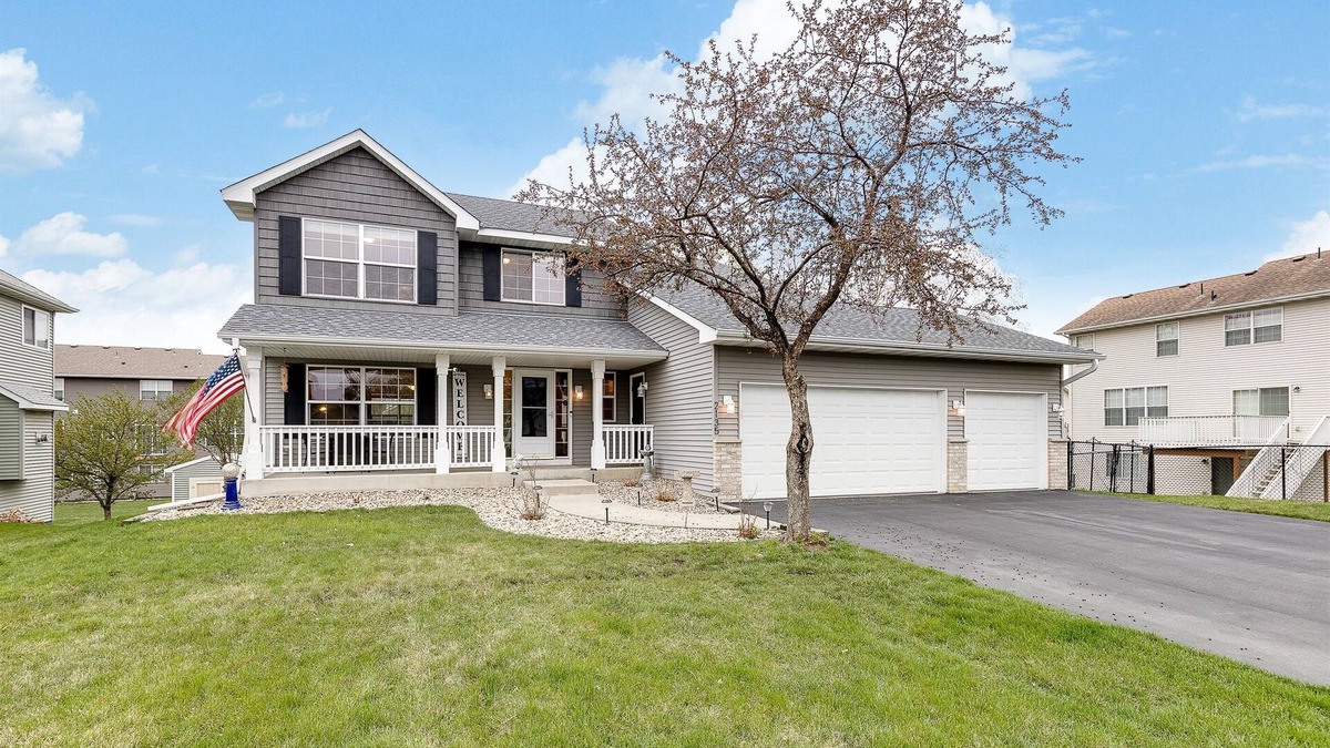 Shakopee House | Lucky Loon Family Lodge