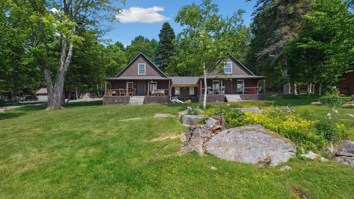 Rangeley Cabin | LuckyStyrk - Classic Barker Loop Camp on Mooselookmeguntic