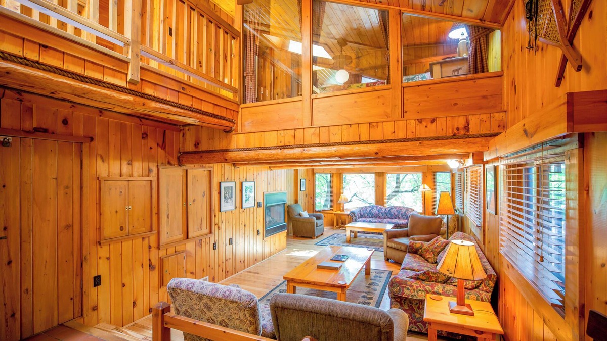 Cook Cabin | Ludlow's Island Resort