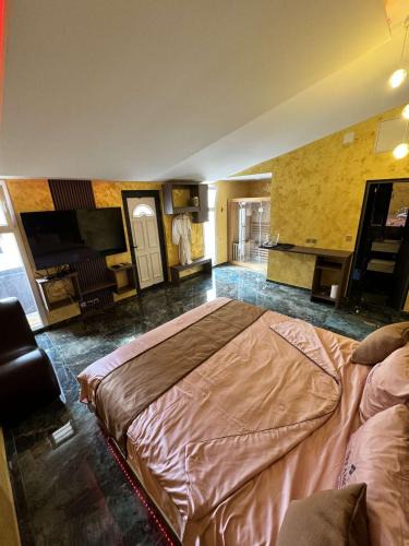 La Pie Apartment | Lueur de miel