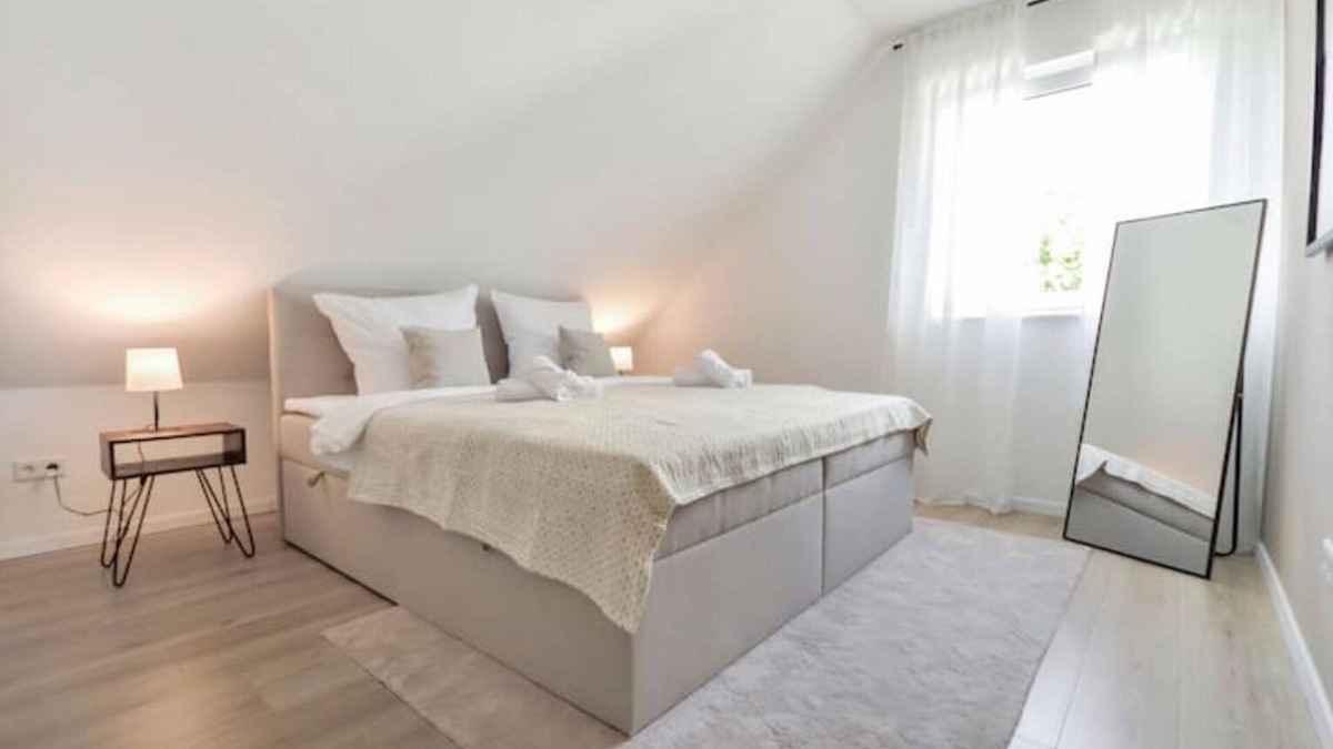 Brackwede Apartment | Luftig, Leicht & Lebensfroh - Loft Wi-fi TV
