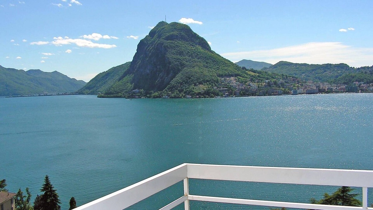 Lugano Apartment | Lugano at your feet from Castagnola Condo