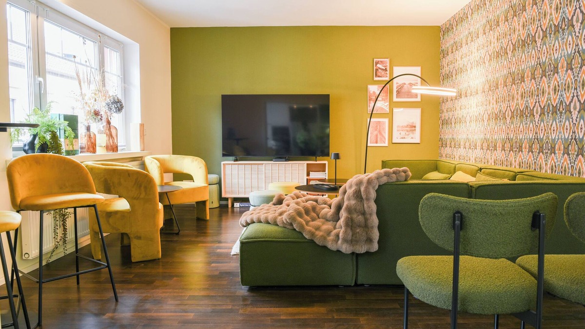 Gruenstadt House | LUI Guesthouse - stylish family home in the heart of the wine region