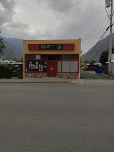 Okanagan-Similkameen Apartment | Luisa's guest suite