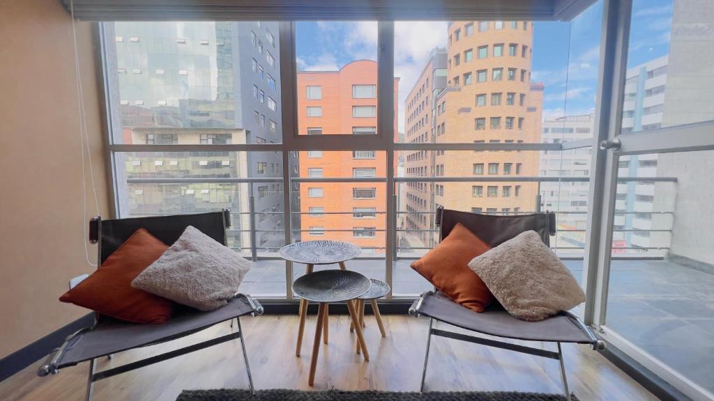 La Carolina Apartment | Lujo 3 habitaciones y terraza. Diagonal al Hotel Sheraton Piso 7, terraza 180 grados espectacular vista frontal República de El Salvador