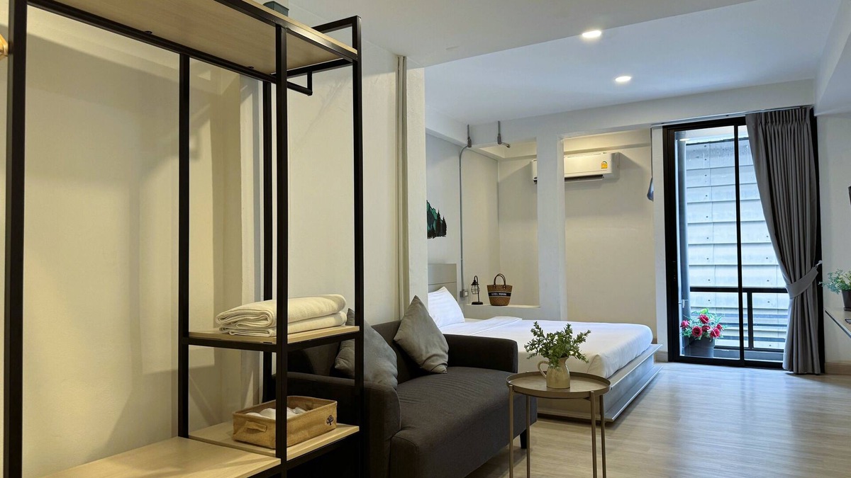 Lam Luk Ka Hotel | Luka House