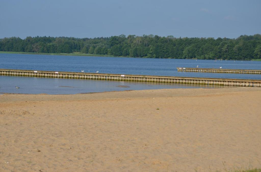 Gizycko Apartment | Luksusowy Apartament przy Plaży Niegocin