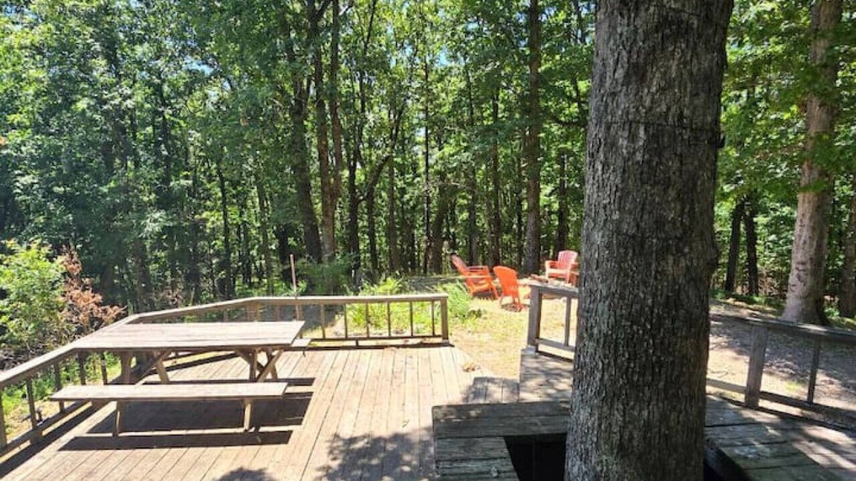 Rising Fawn Apartment | Lula Lake Cabin Getaway