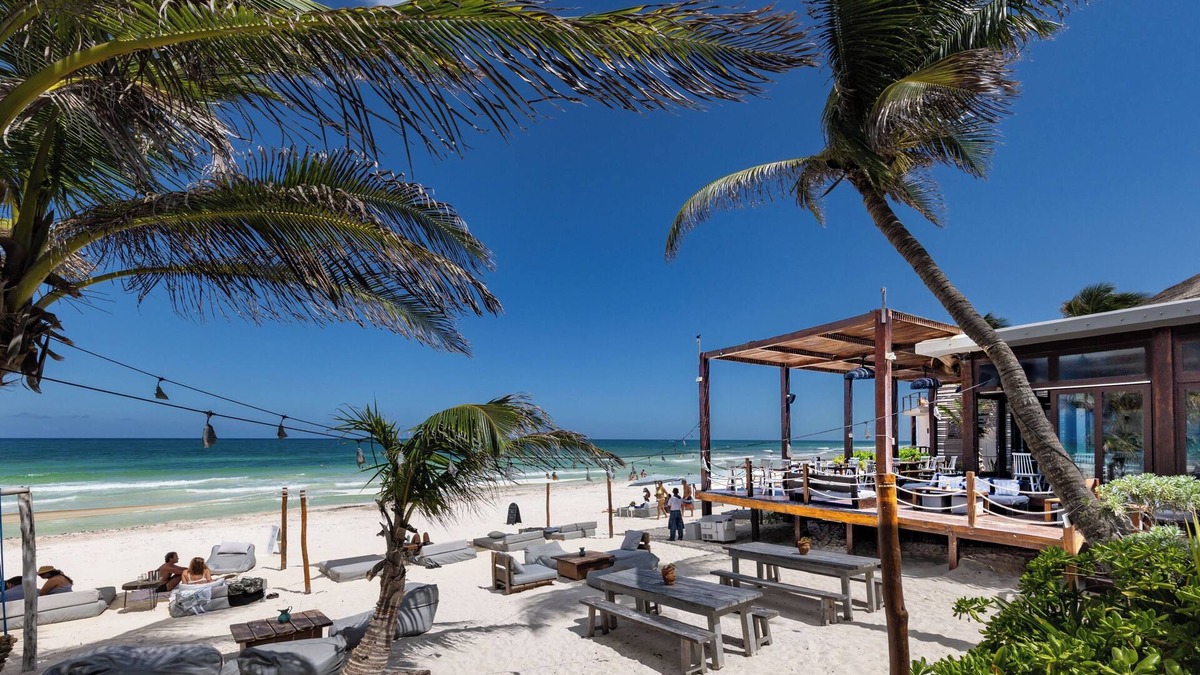 Zona Hotelera Hotel | Lula Tulum, a Small Luxury Hotel