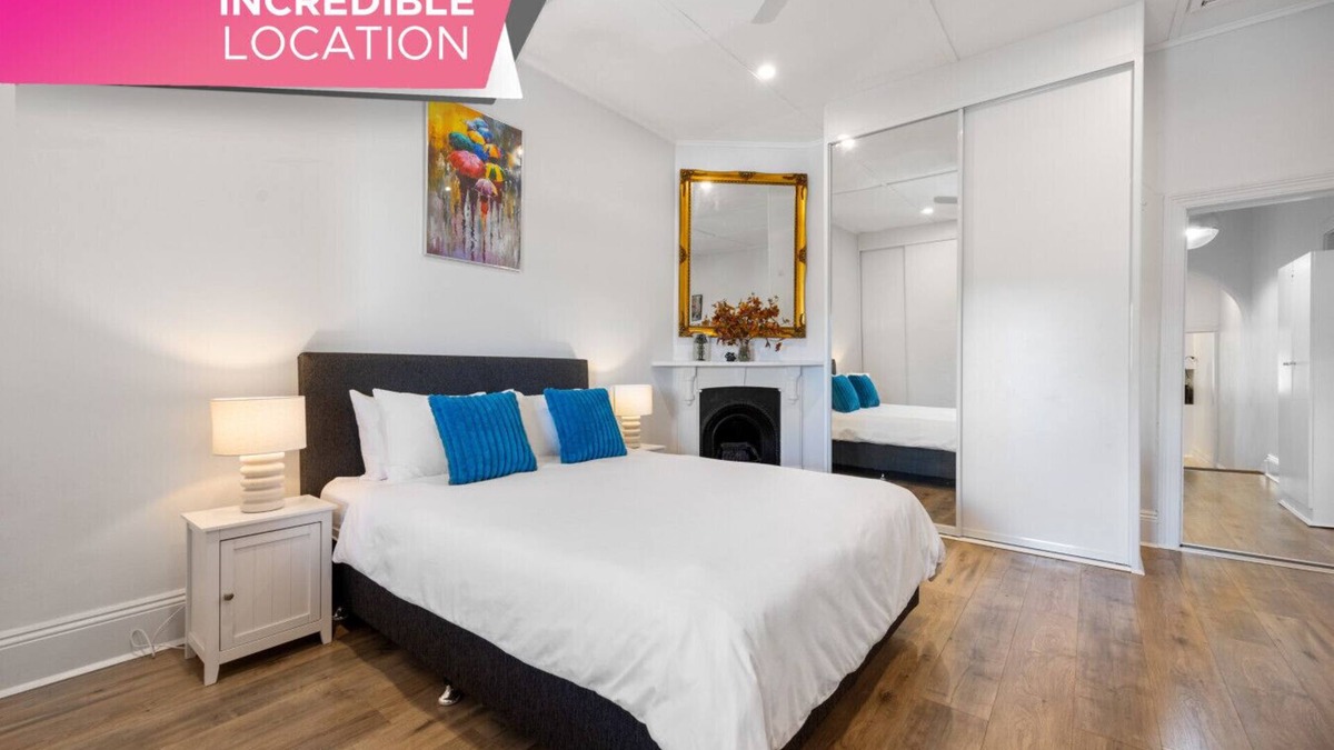 Hyde Park Apartment | Lume Outlook - Dedicated Workspace, Wi-FI, Parking