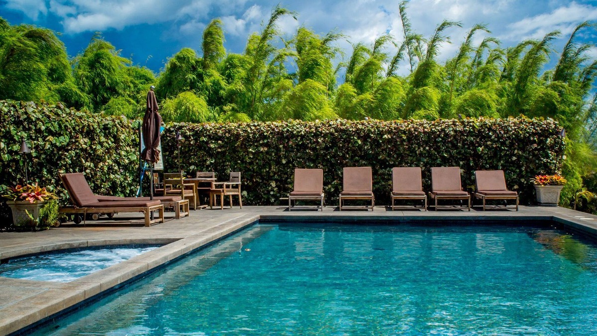 Makawao Hotel | Lumeria Maui Educational Retreat Center