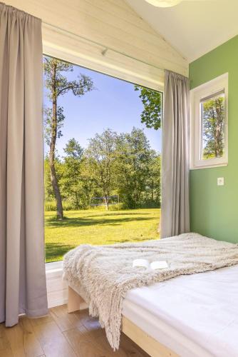 Rewal House | Lumi Resort Domki letniskowe z podgrzewanym basenem
