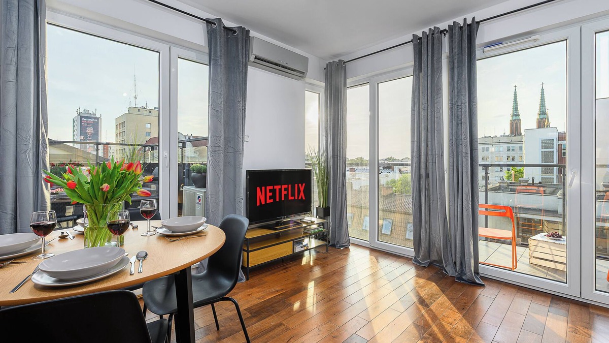 Praga Apartment | Lumina 3-room apart with large terrace