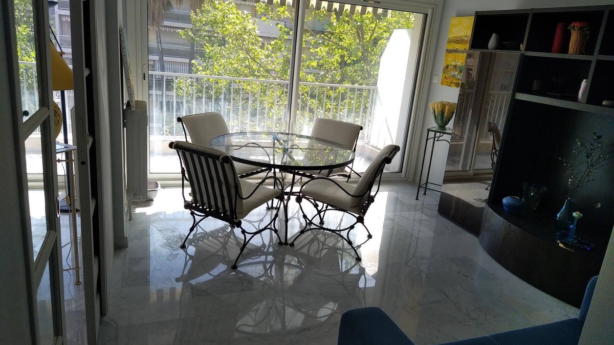 Carnot Apartment | Lumineux Appartement Moderne à 10 Minutes de la Croisette Idéal Pour un Couple