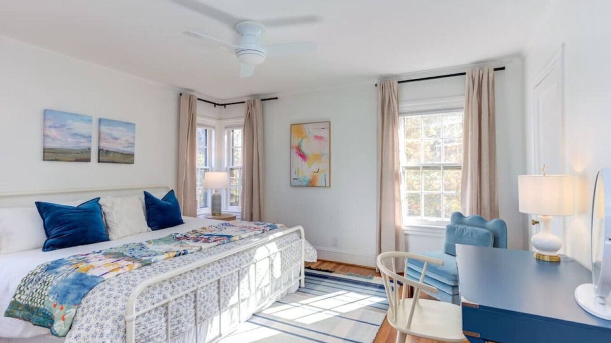Graham House | Luminous Historic Home: Walk to Downtown Graham!