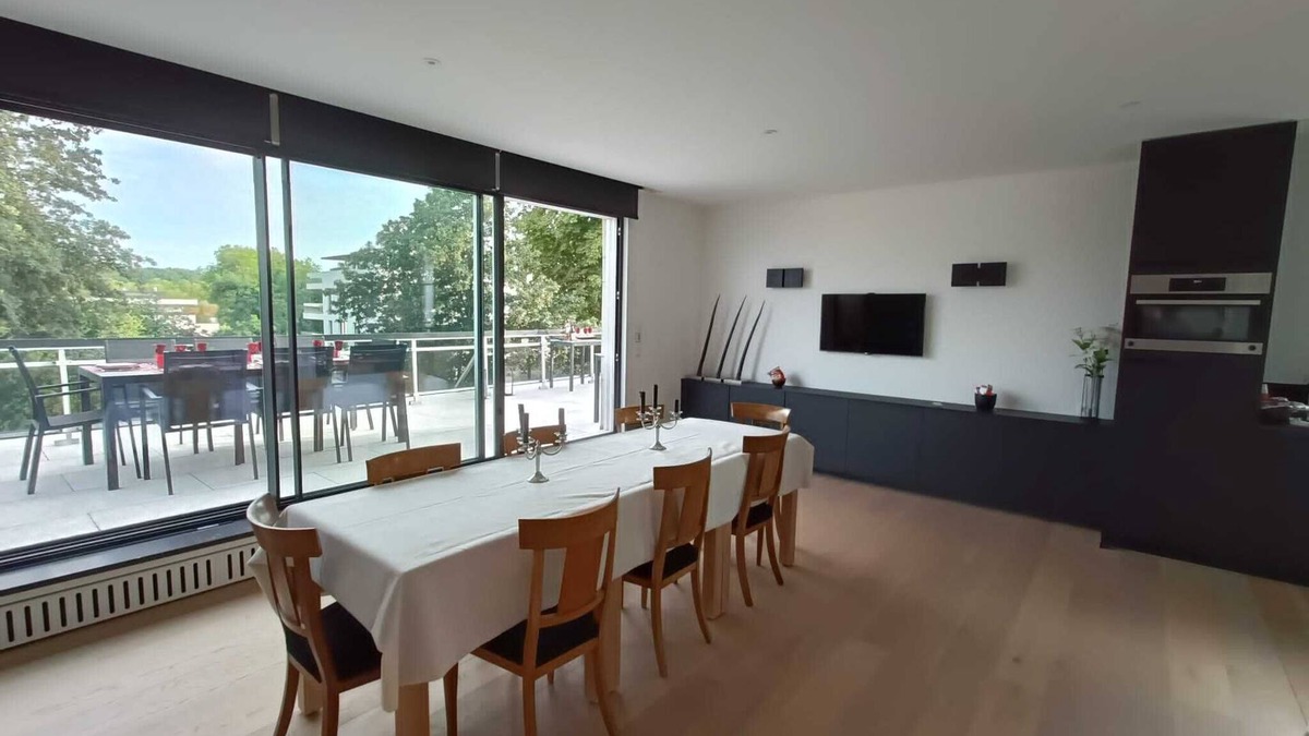 Sint-Pieters-Woluwe Apartment | Luminous Penthouse in the elegant district of Brussels, very design 70 m2 terrace