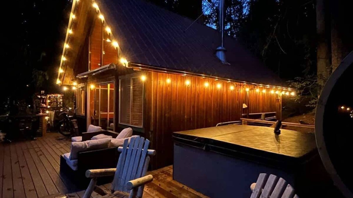Lime Kiln Cabin | Luna's A-Frame - River & Spa