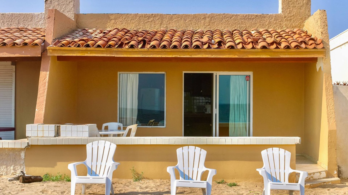Santa Ana House | Luna y Sol: Mirador beachfront w/views near bars, restaurants, & the Malecon