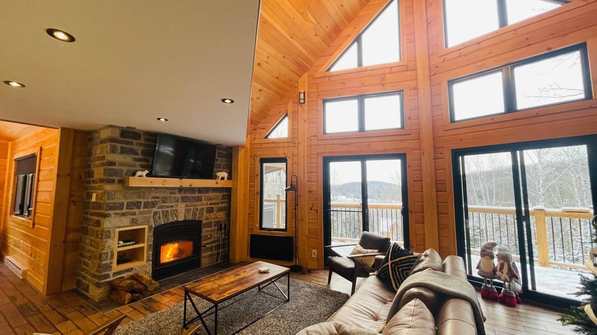 Amherst Ski Chalet | Lunord Kanata Tremblant 137 Pavillon-Kanata