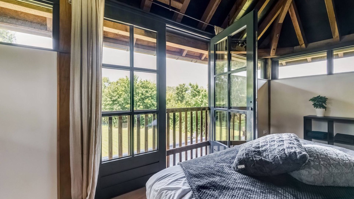 Zeeland House | Lush holiday home with a private Hot Tub