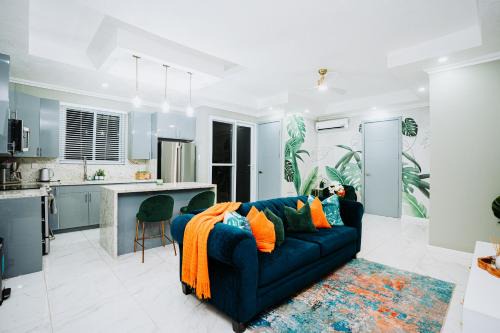 New Kingston Apartment | Lush Penthouse Escape with Rooftop Pool