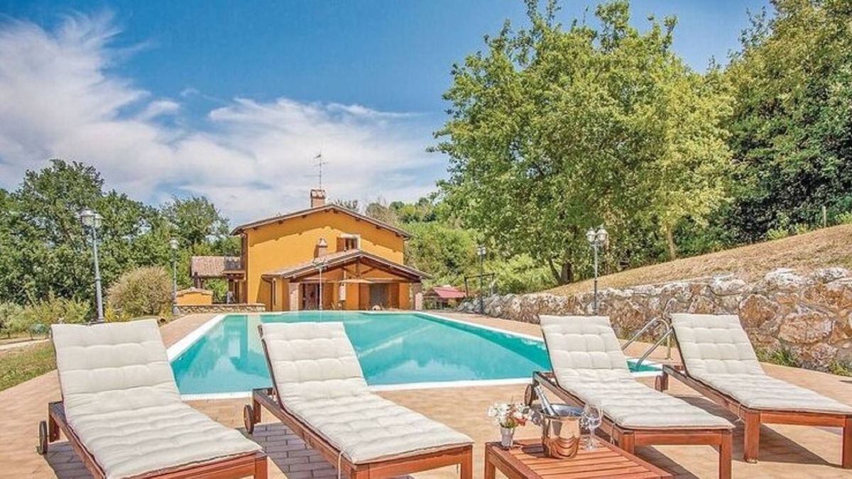Giove Villa | Lush villa in Umbria with private pool
