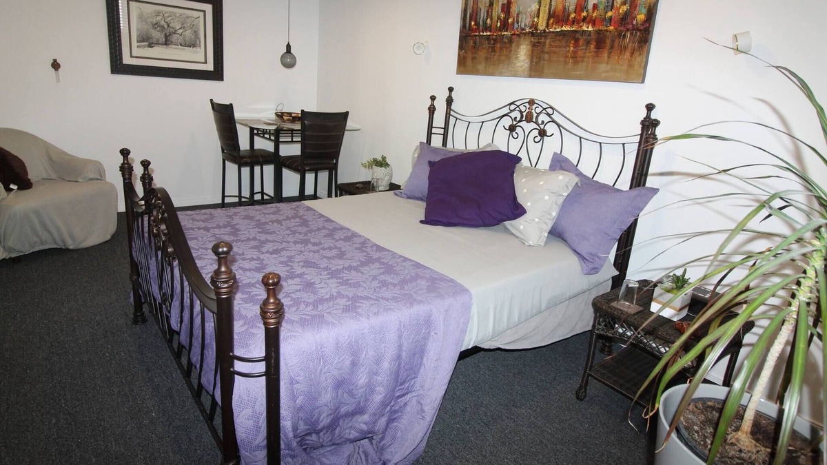 Notre-Dame-des-Monts House | Luther King Grande Chambre Décor Moderne Et Relaxe