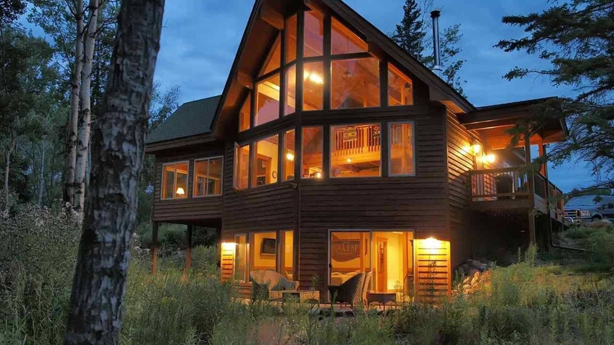Lutsen House | Lutsen Forest Chalet - Minutes to Lutsen Ski Resort - EV Charger