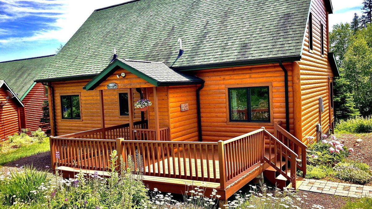Lutsen Cabin | Lutsen Log Lodge! Ski, Hike, Swim & Bike