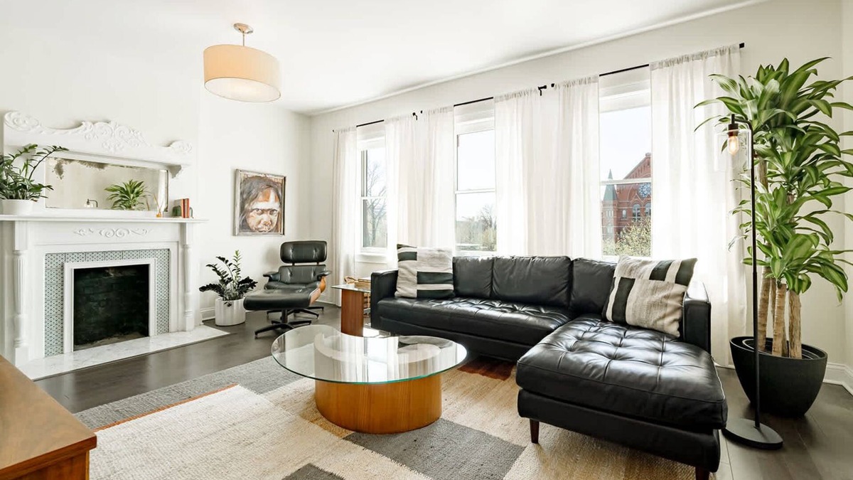 Over-the-Rhine Apartment | Lux 2BR | Downtown | Rooftop Patio | Free Parking