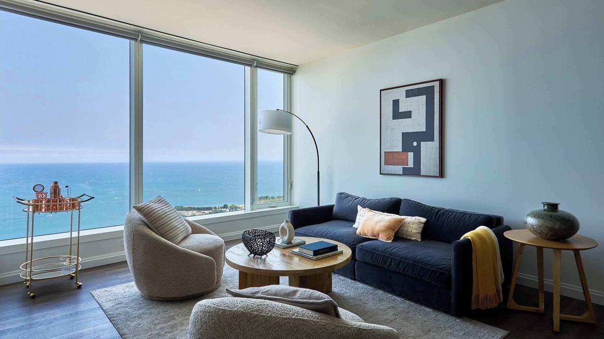 The Loop Apartment | Lux 67Fl Apt: Lake Views, Top Residential Sky Deck
