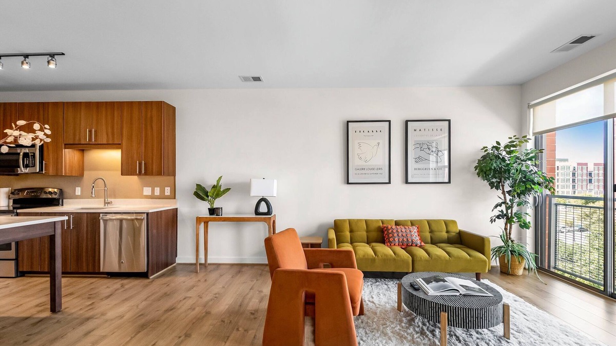 Jefferson Manor Apartment | Lux Alexandria 1-Bedroom Arlington, VA near Airport and Crystal City Center