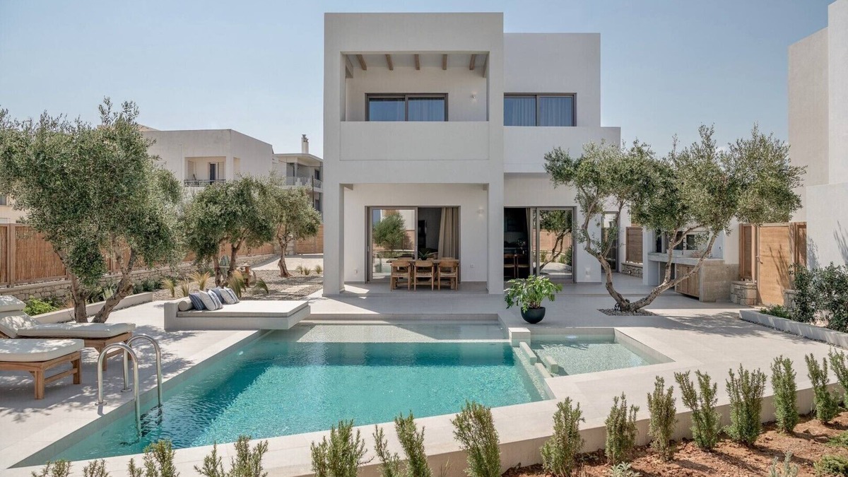 Tavronitis Villa | Lux big villas complex 22Sleeps★Walk Market&Taverna★500mt to the beach★8bedrooms