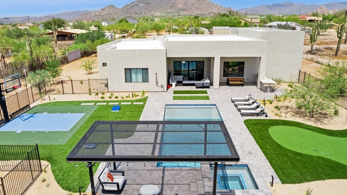 Pinnacle Peak House | Lux Home |Heated Pool|Spa|Golf Sim|Bball Court
