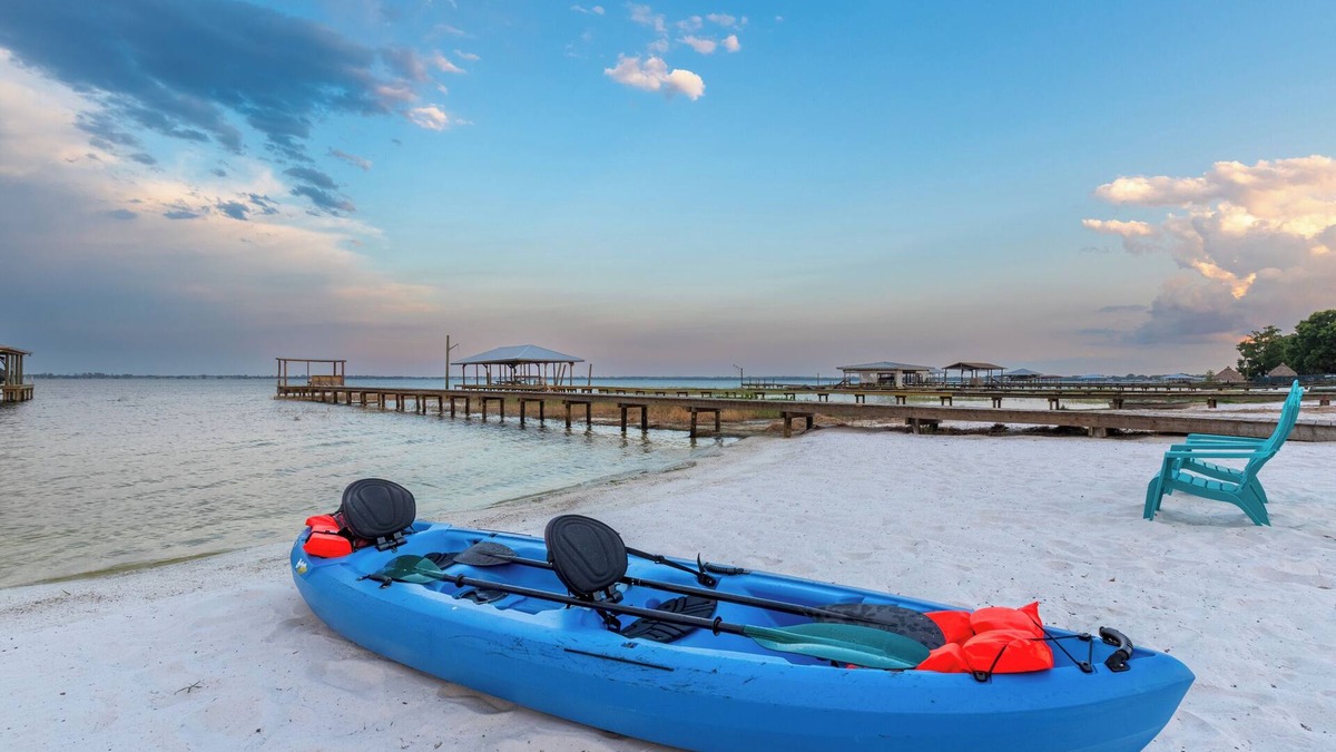 Placid Lakes House | Lux Lakefront Home, Private Dock Kayak,Family Friendly,Beachfront BBQ Yard Games