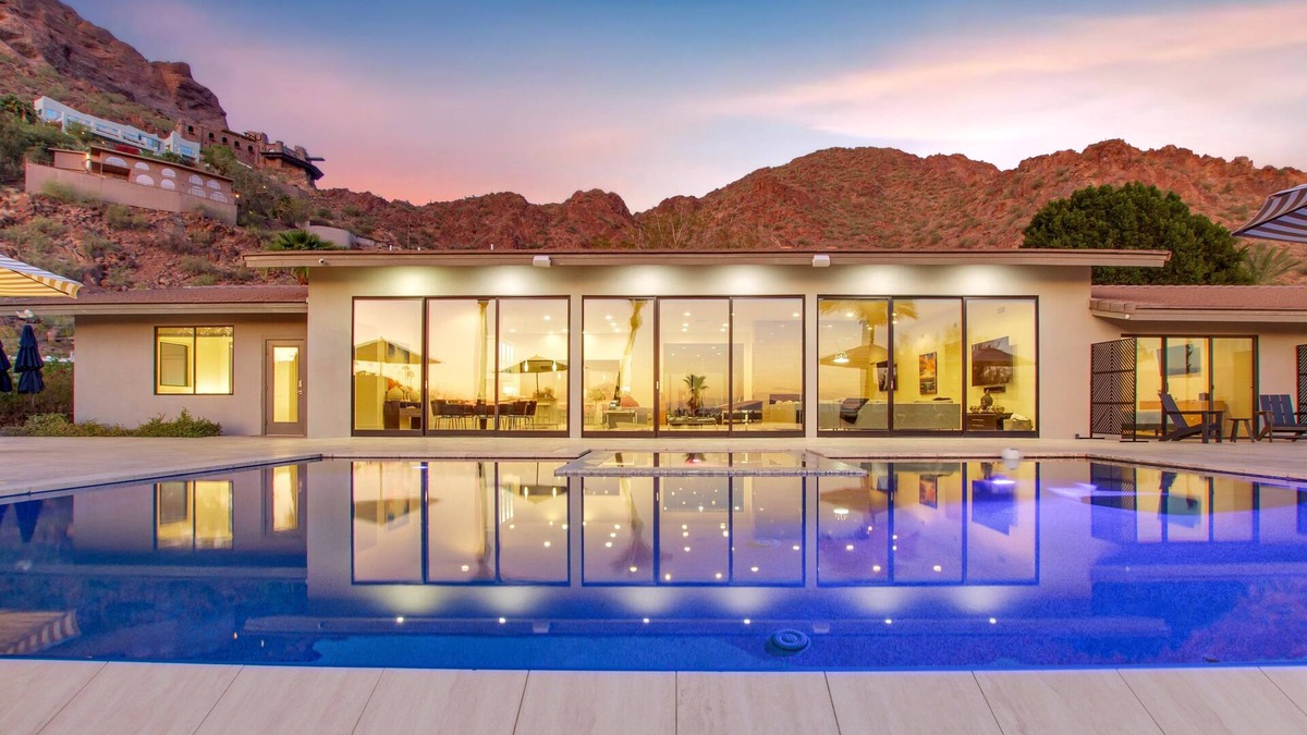 Red Rock House | Lux - Million Dollar Luxury Mountain Estate, Pickleball court, putt-putt, heated pool, spa, views