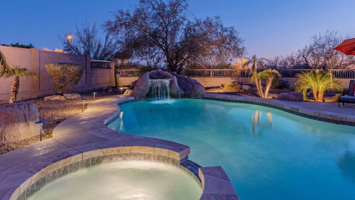 Las Sendas House | LUX, Mt & City Views, Near Golf & Trails, Pvt Htd POOL w/Slide, Spa, Putt Green