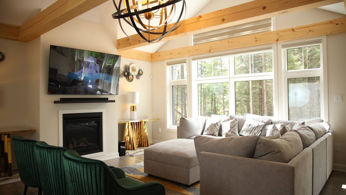 Lake of Bays House | Lux Muskoka Cottage Huntsville