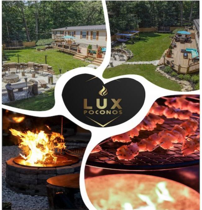 East Stroudsburg House | LUX Poconos Fire Pit Game Room Sauna Outdoor Netflix Custom Bar