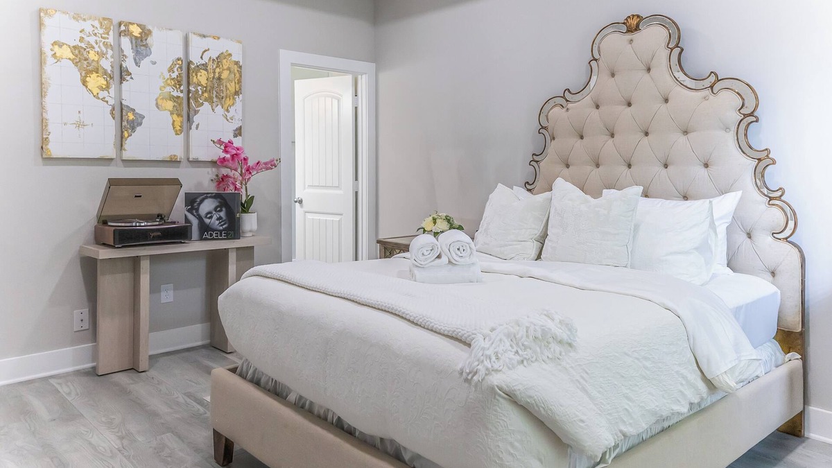 Seven Coves House | LUX Waterfront Lake Conroe Private Home