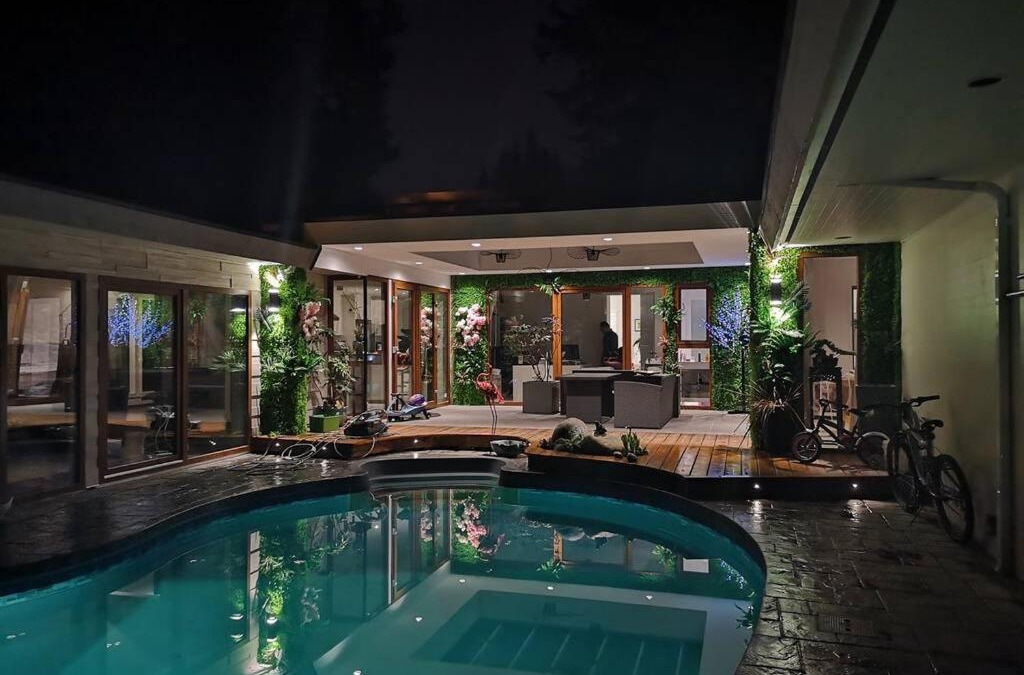 Crescent Beach Villa | Lux White Rock Pool House Beachfront Resort like