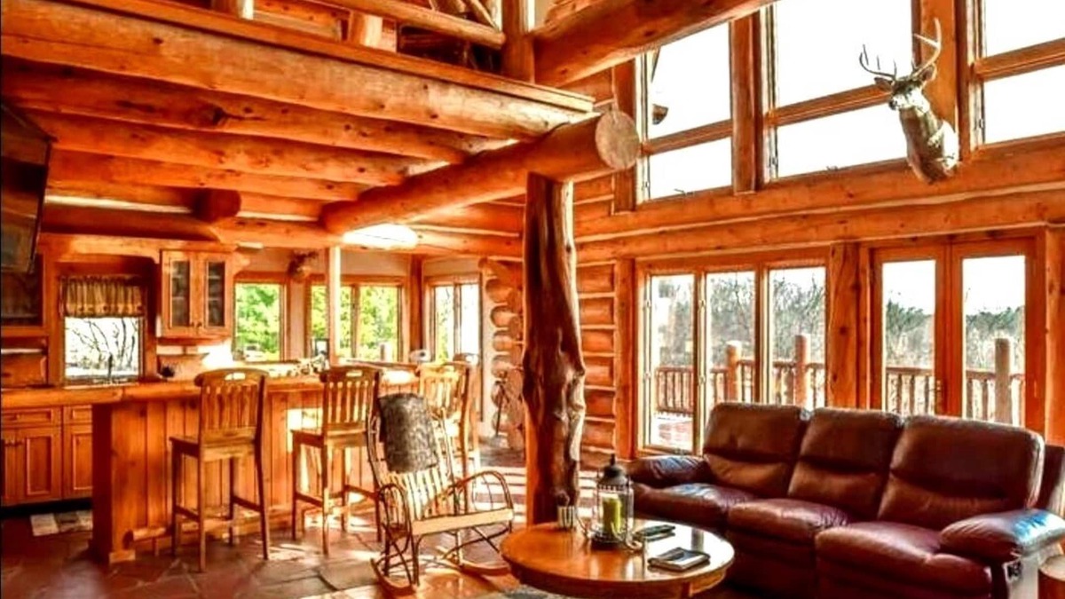 Dalton Cabin | Luxary Log Cabin, Amish Country OH
