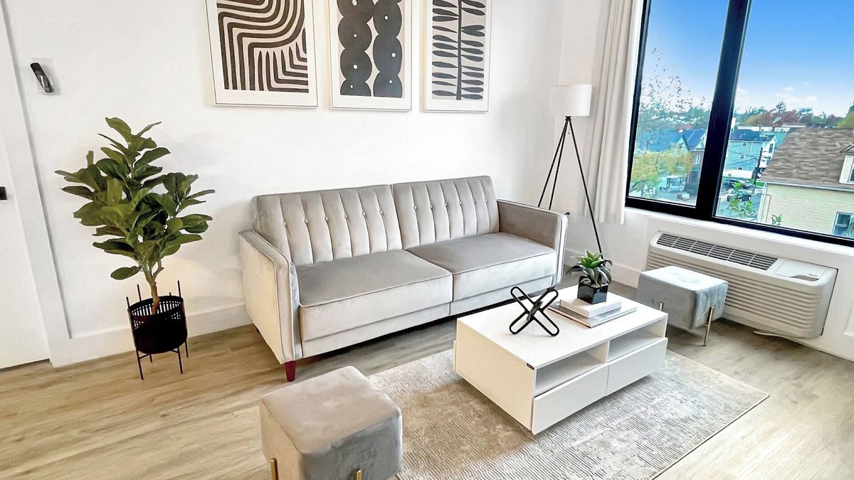 Elizabeth Apartment | Luxe 1BR King-near NYC, EWR,Prudential, NJPAC,Dwntwn Newark, MetLife