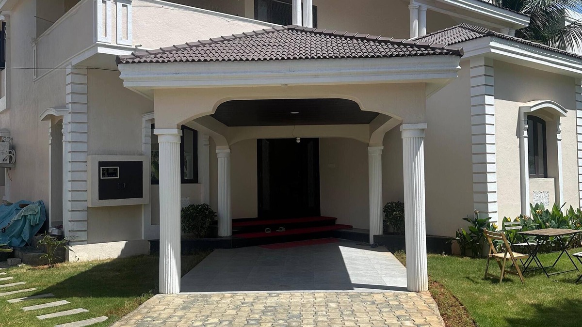 Sadras Villa | Luxe 5BHK ECR Villa Near Beach – Perfect for Families, Groups & Events