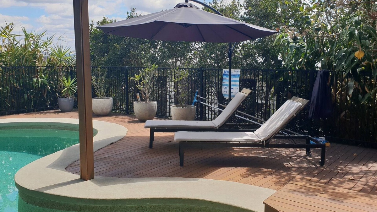Annerley House | Luxe 5BR Executive Retreat ✓pool✓sauna✓pet friendly