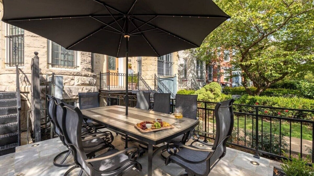 Columbia Heights House | Luxe 7-BR Victorian Castle in the Nation's Capital