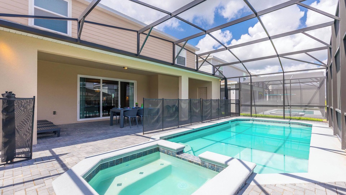 Four Corners Villa | Luxe 8BR Villa w/Pool, Spa & Chef's Kitchen - 16264WC