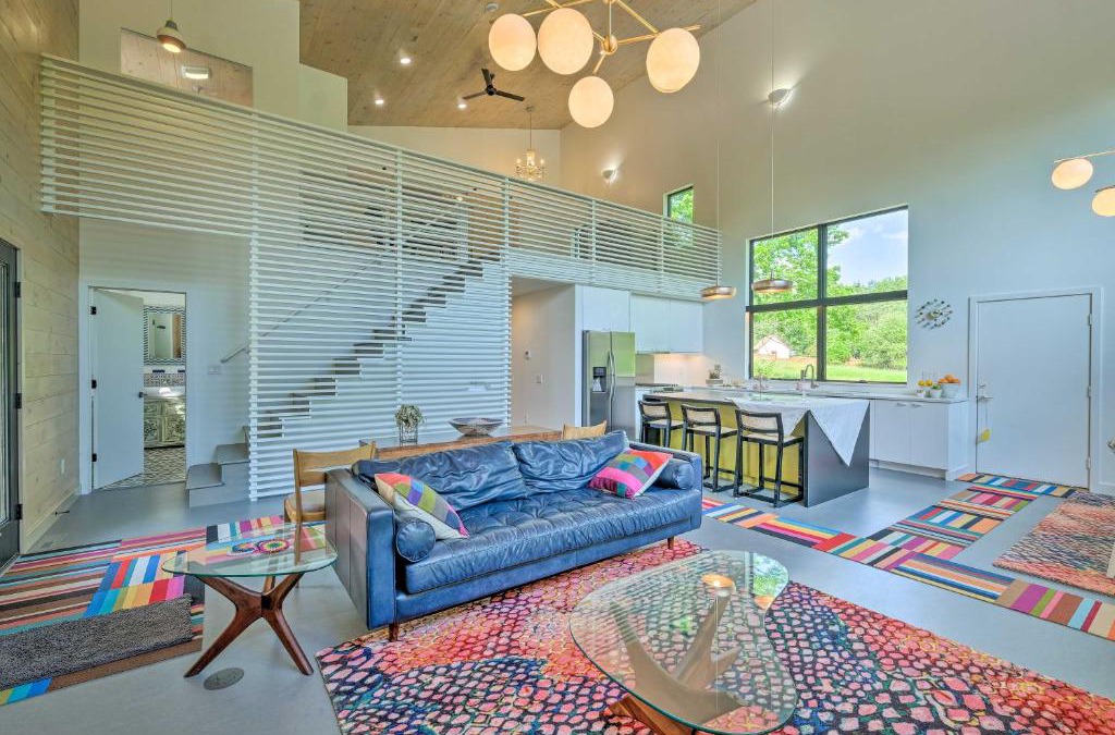 Salem House | Luxe and Modern Home 30 Mi to Saratoga Springs!